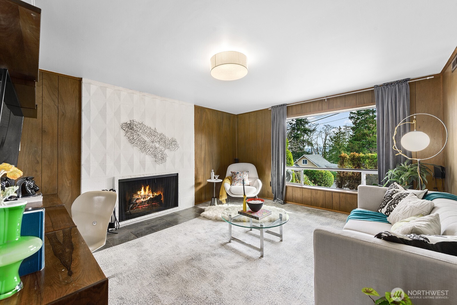 3439 24th Avenue W, Seattle, WA 98199