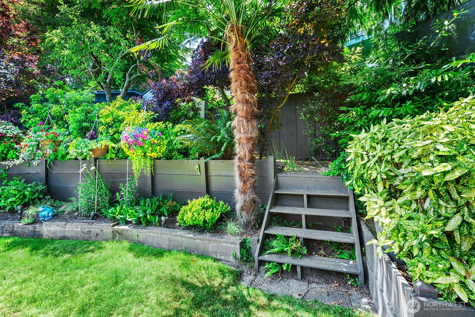 3439 24th Avenue W, Seattle, WA 98199