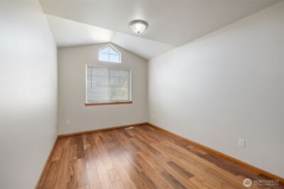 18719 12th Drive SE, Bothell, WA 98012 - Photo 32