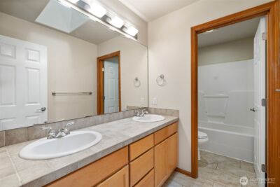 18719 12th Drive SE, Bothell, WA 98012 - Photo 34