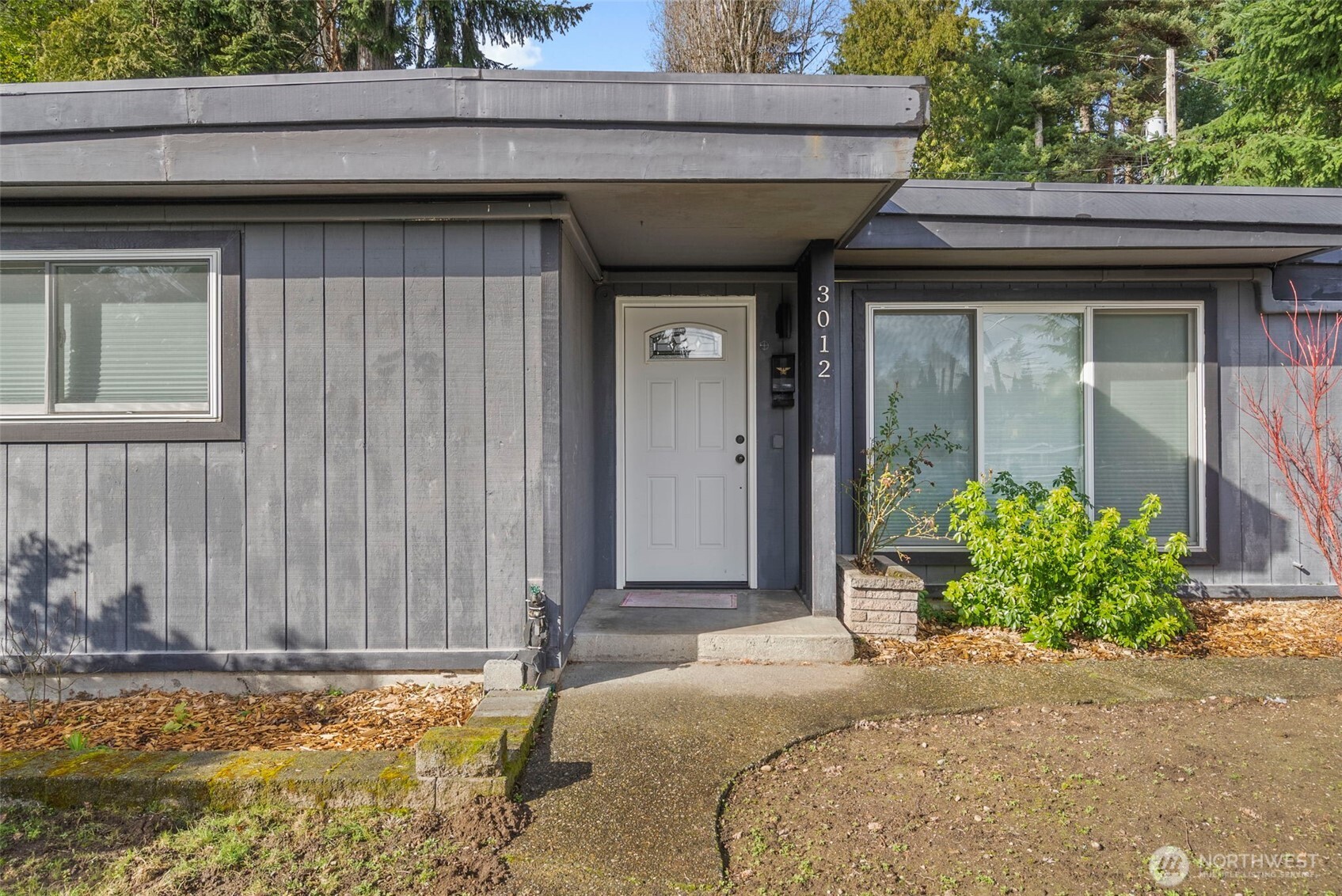 3012 SW 102nd Street , Seattle, WA 98146