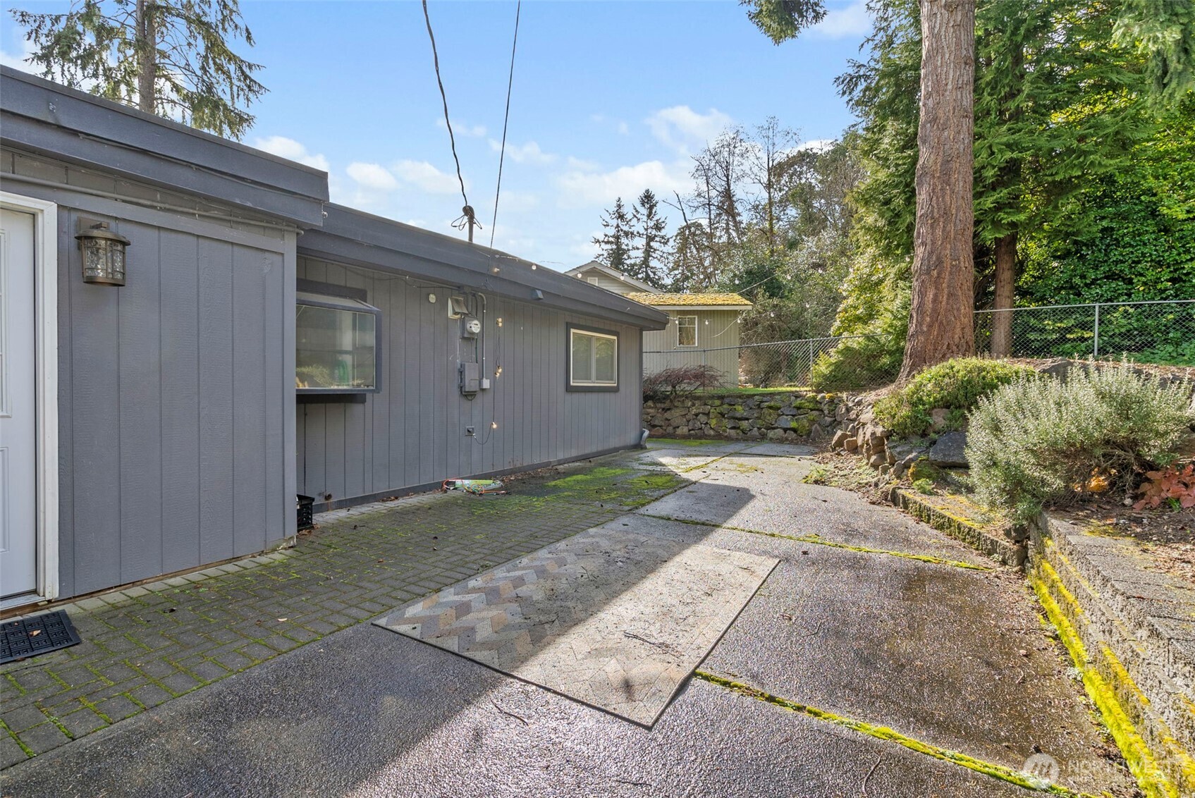 3012 SW 102nd Street , Seattle, WA 98146