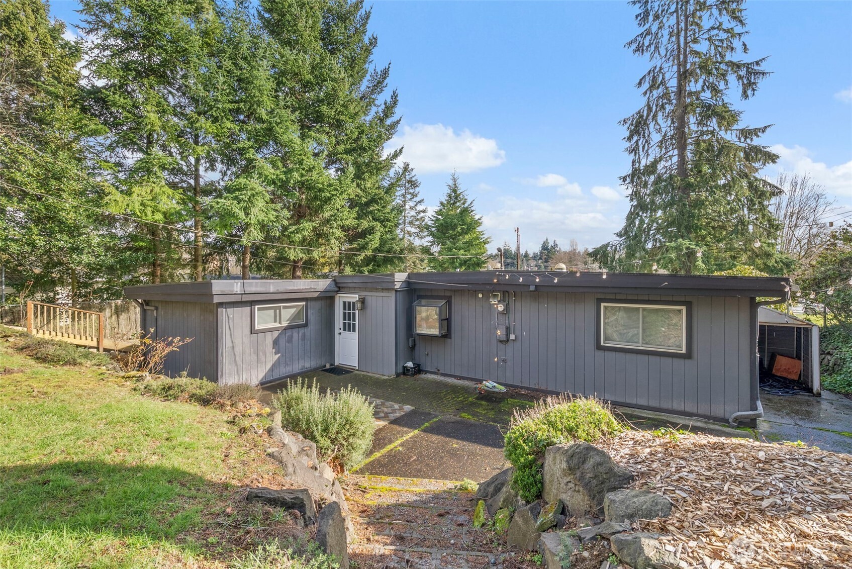3012 SW 102nd Street , Seattle, WA 98146