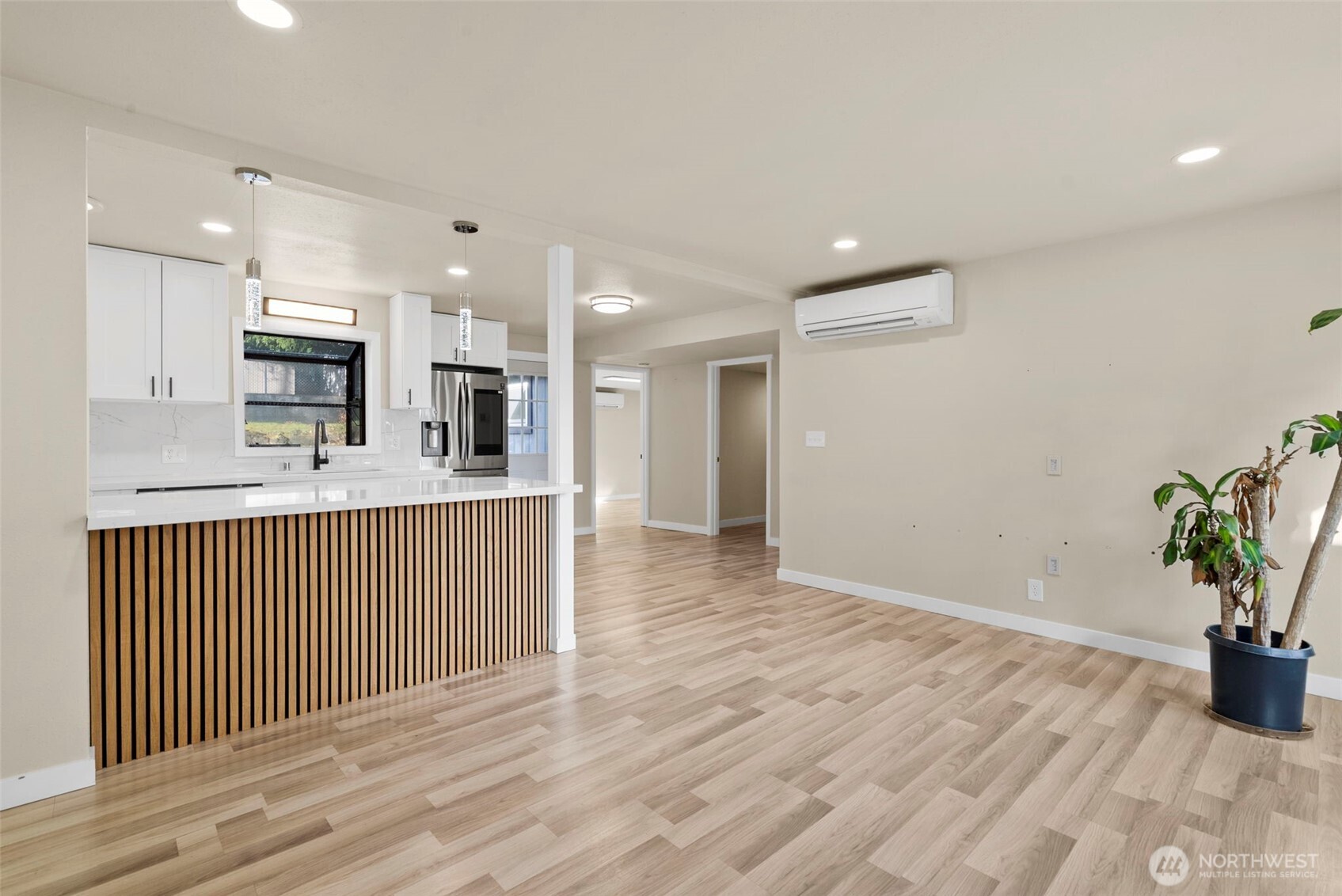 3012 SW 102nd Street , Seattle, WA 98146