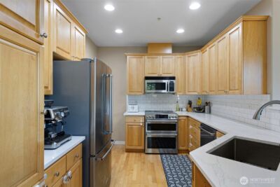 1855 Trossachs Boulevard SE #703, Sammamish, WA 98075 - Photo 13