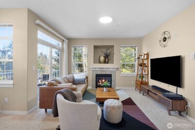 1855 Trossachs Boulevard SE #703, Sammamish, WA 98075 - Photo 4