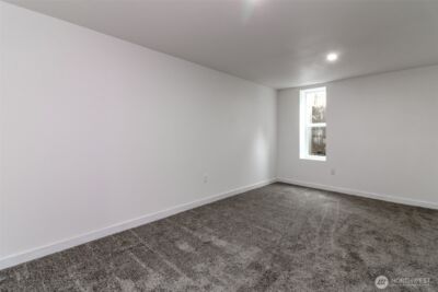 9613 S 240th Street , Kent, WA 98031 - Photo 14