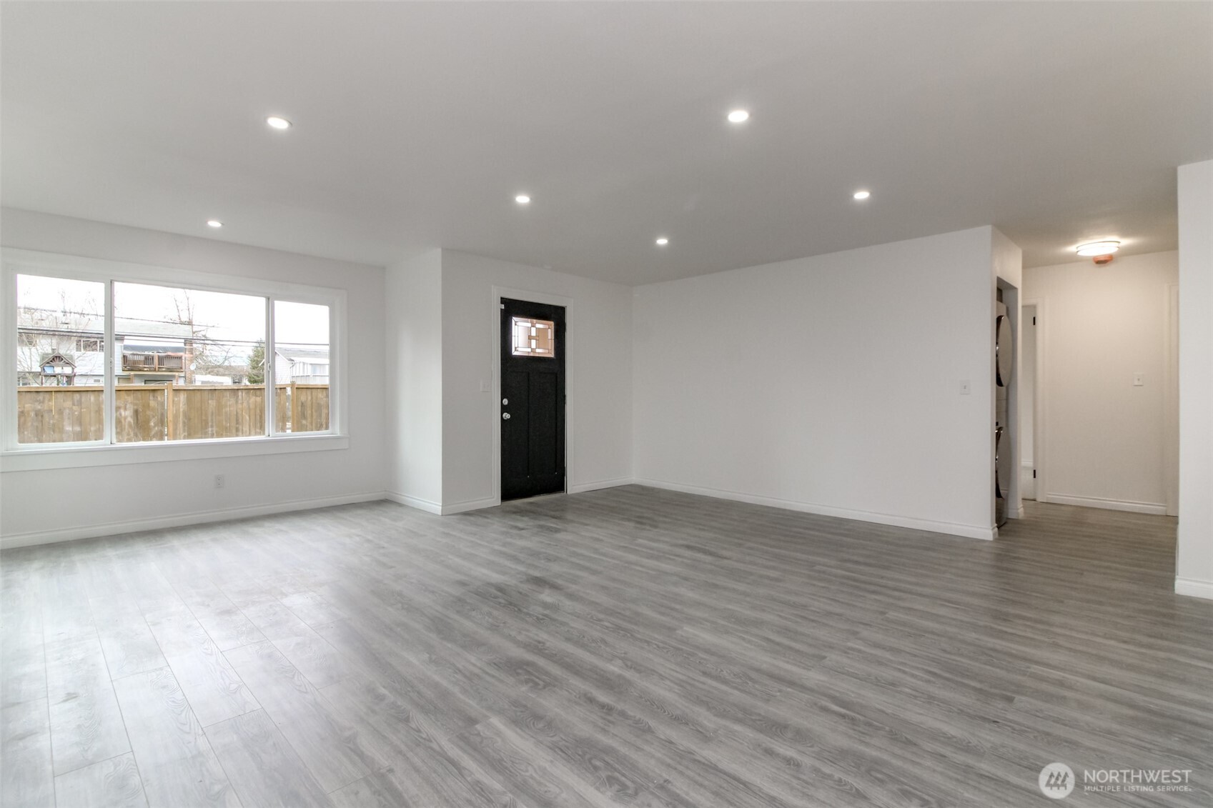 9613 S 240th Street , Kent, WA 98031