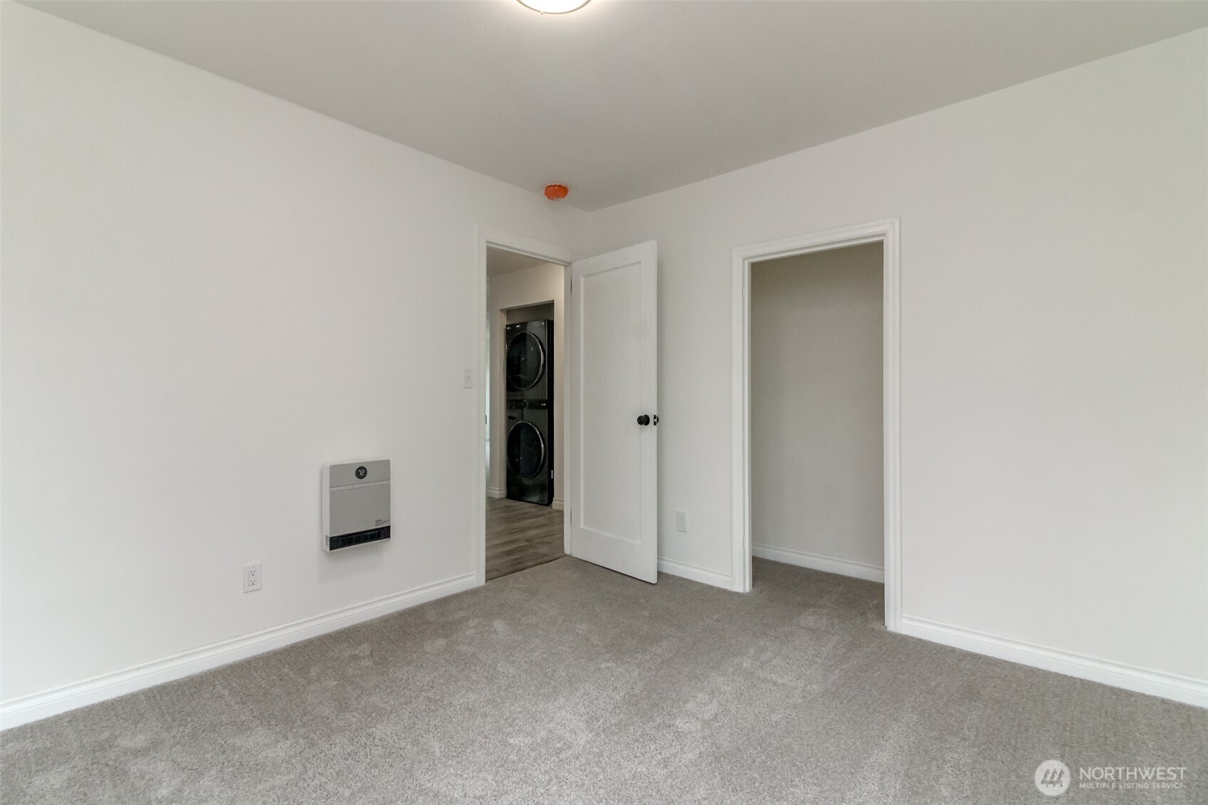 9613 S 240th Street , Kent, WA 98031