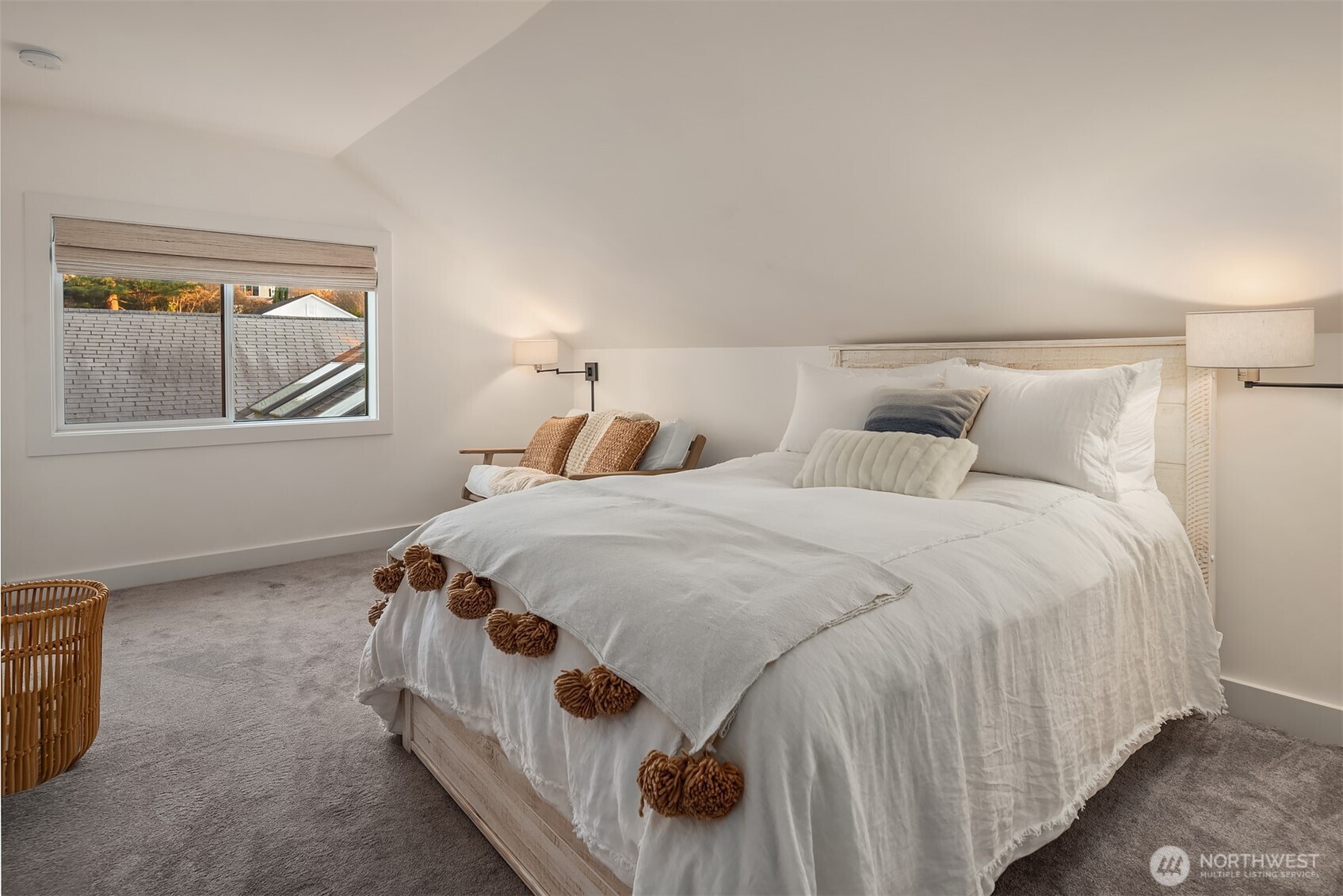 4429 91st Avenue NE, Yarrow Point, WA 98004