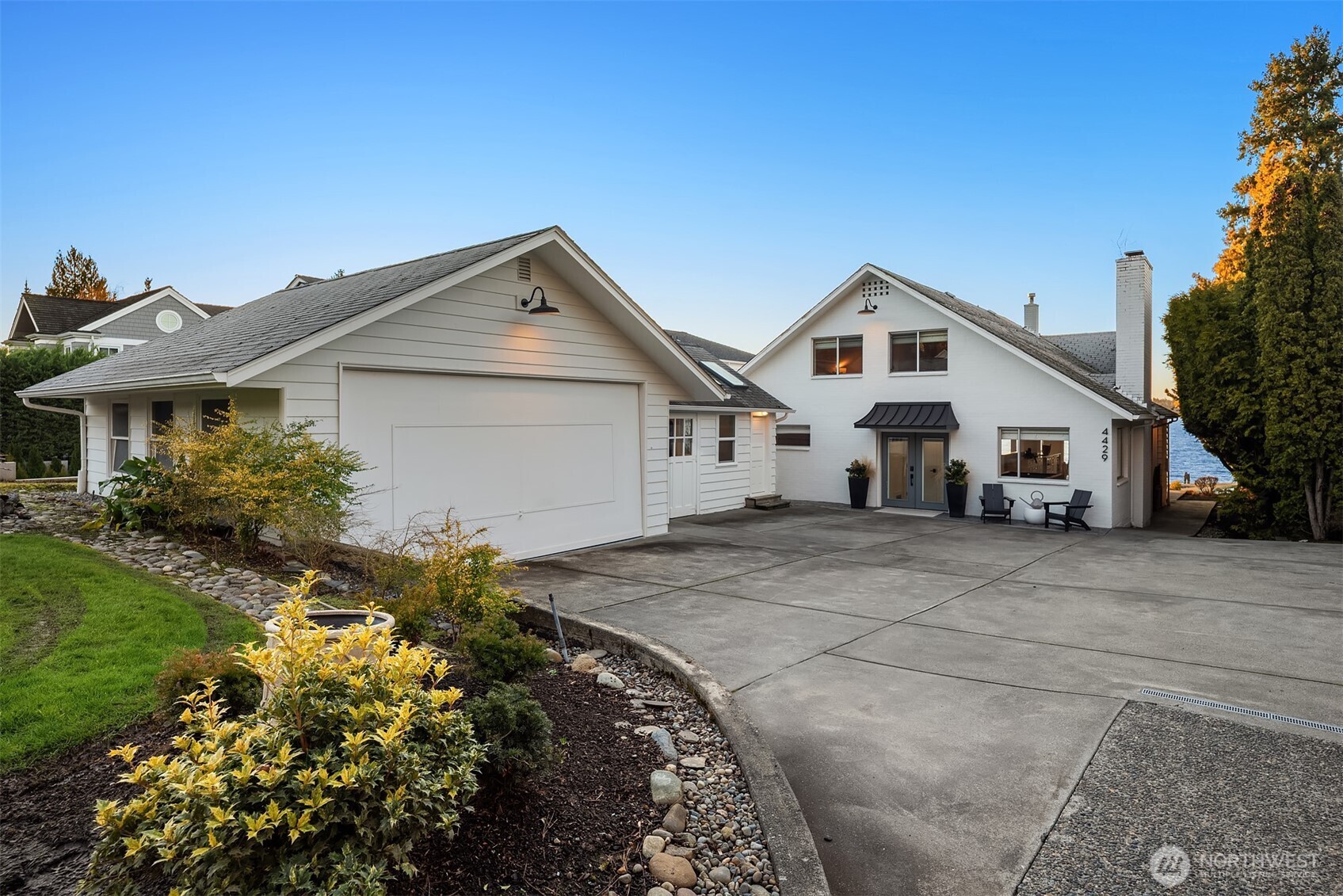 4429 91st Avenue NE, Yarrow Point, WA 98004