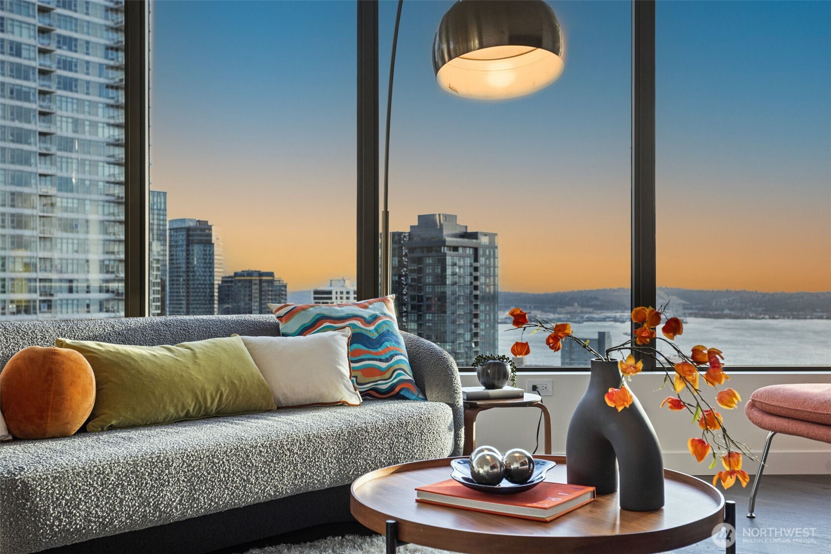 2510 6th Avenue #2504, Seattle, WA 98121