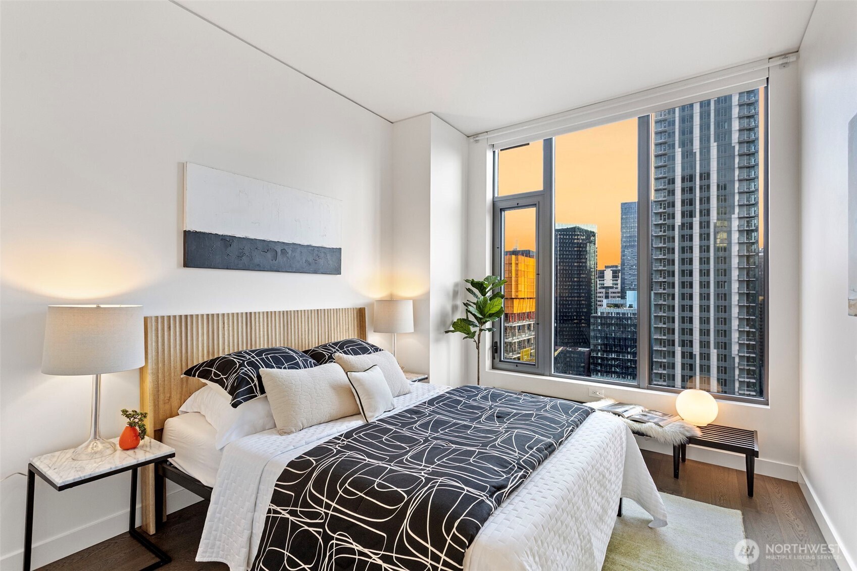 2510 6th Avenue #2504, Seattle, WA 98121