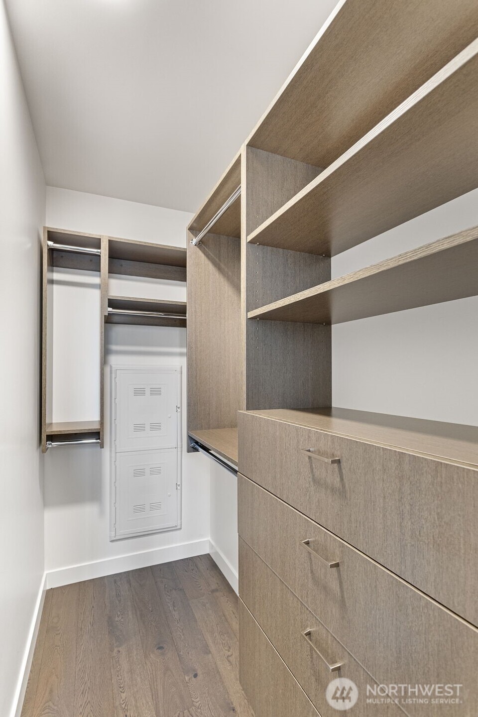 2510 6th Avenue #2504, Seattle, WA 98121