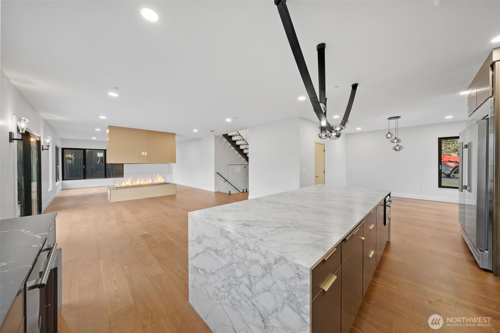 7903 240th Street SW, Edmonds, WA 98026