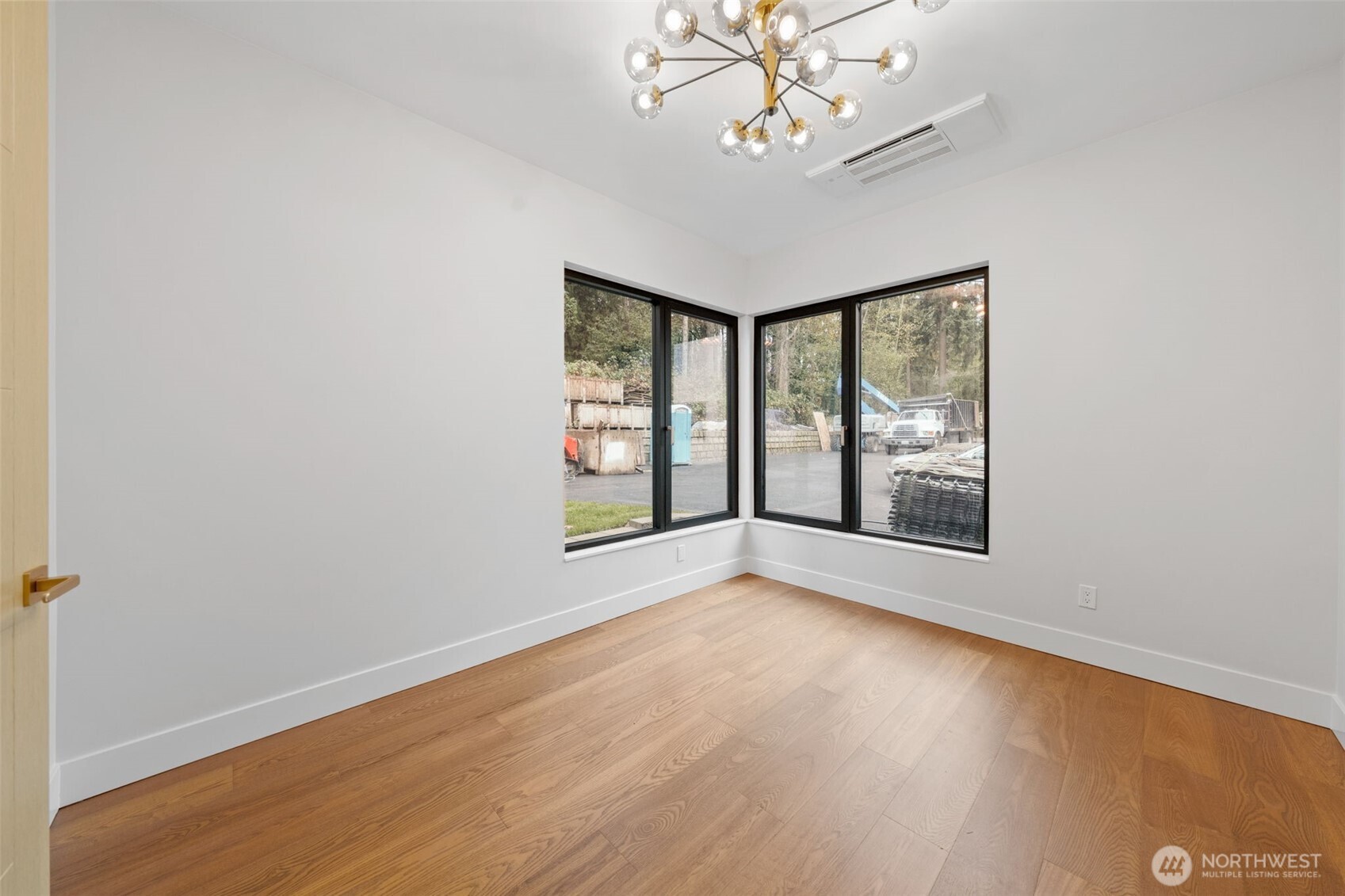 7903 240th Street SW, Edmonds, WA 98026