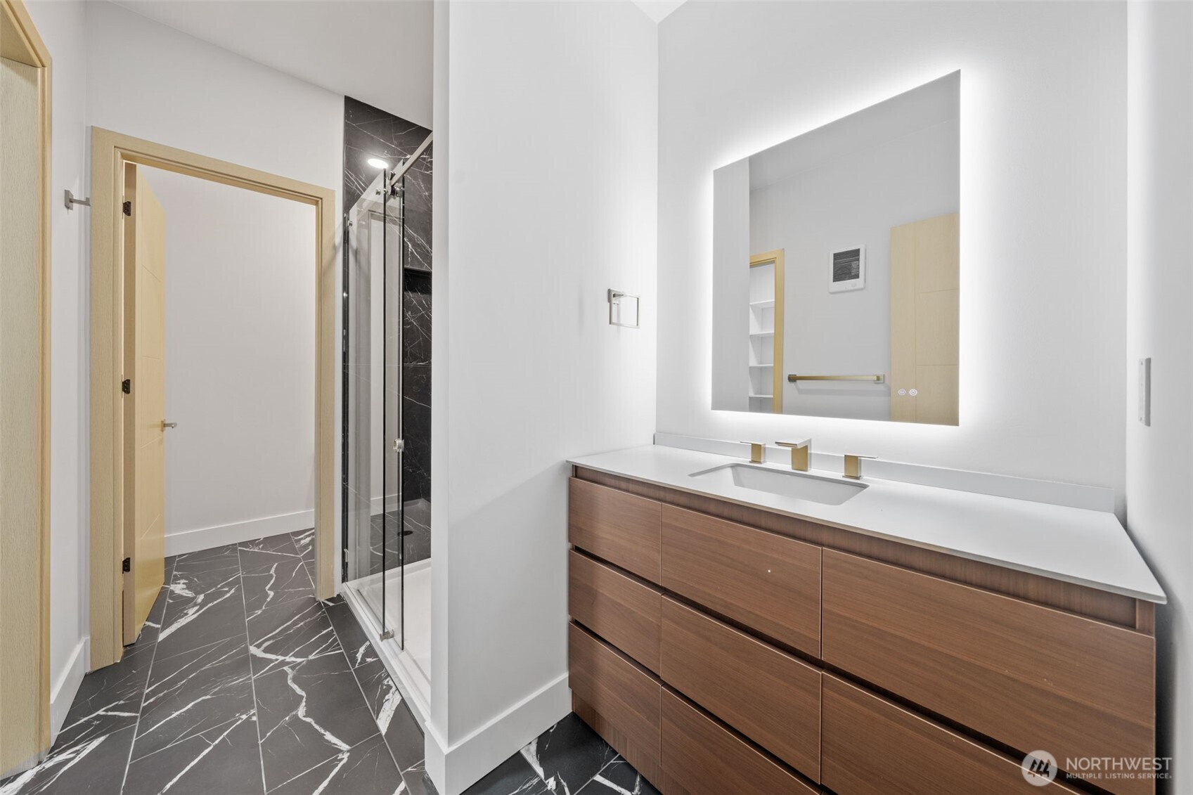 7903 240th Street SW, Edmonds, WA 98026