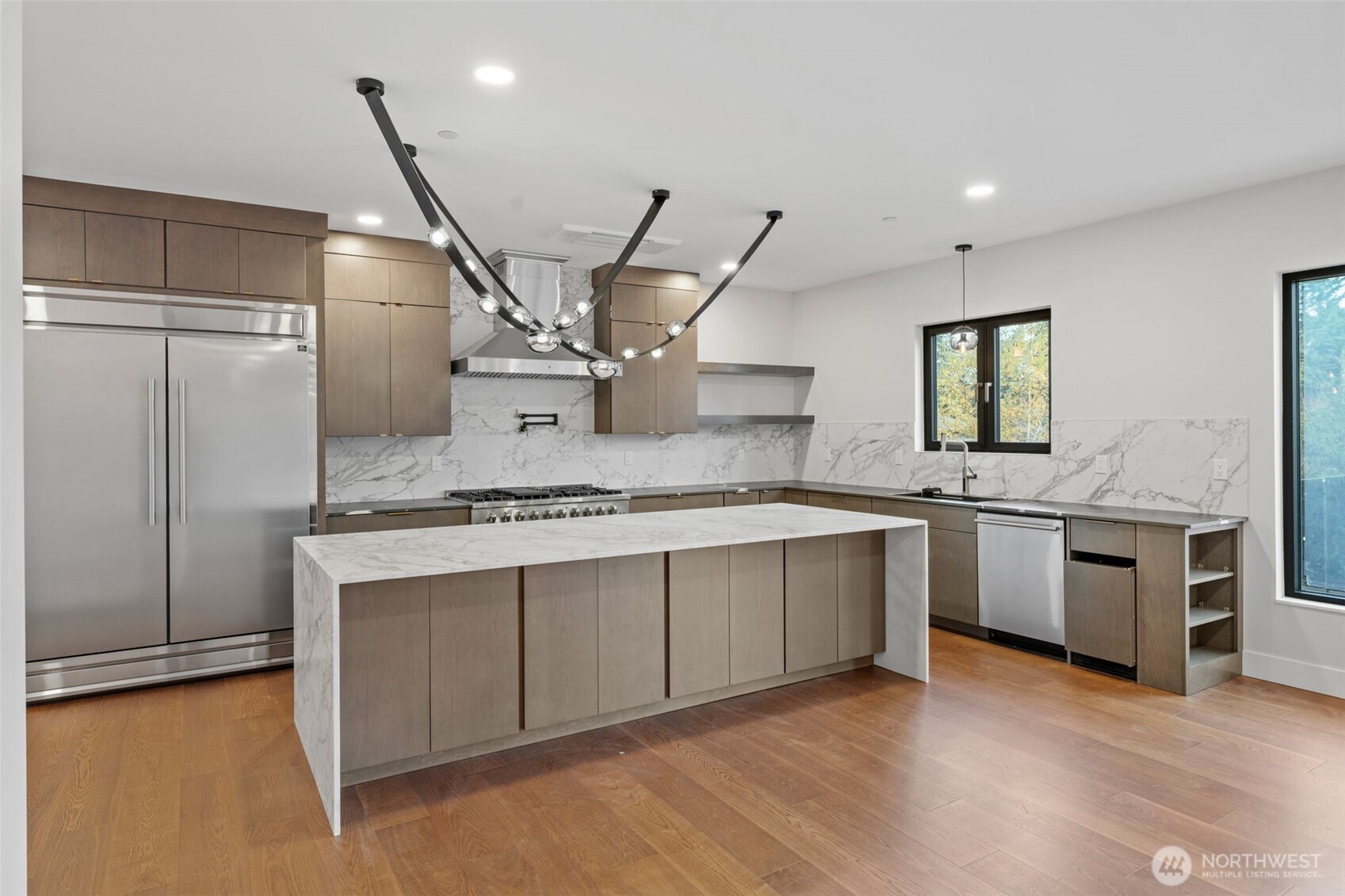 7903 240th Street SW, Edmonds, WA 98026