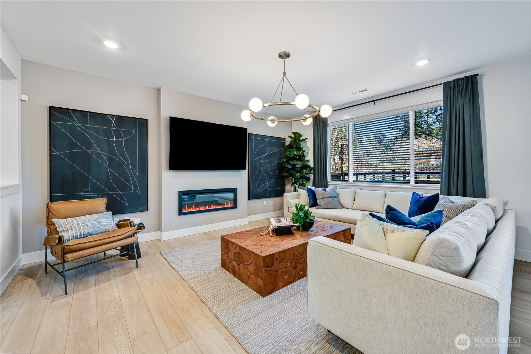 32189 Pacific Avenue SE, Black Diamond, WA 98010