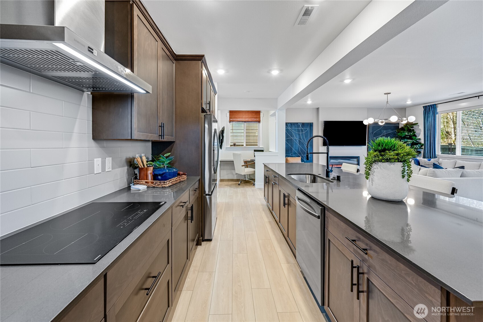 32189 Pacific Avenue SE, Black Diamond, WA 98010