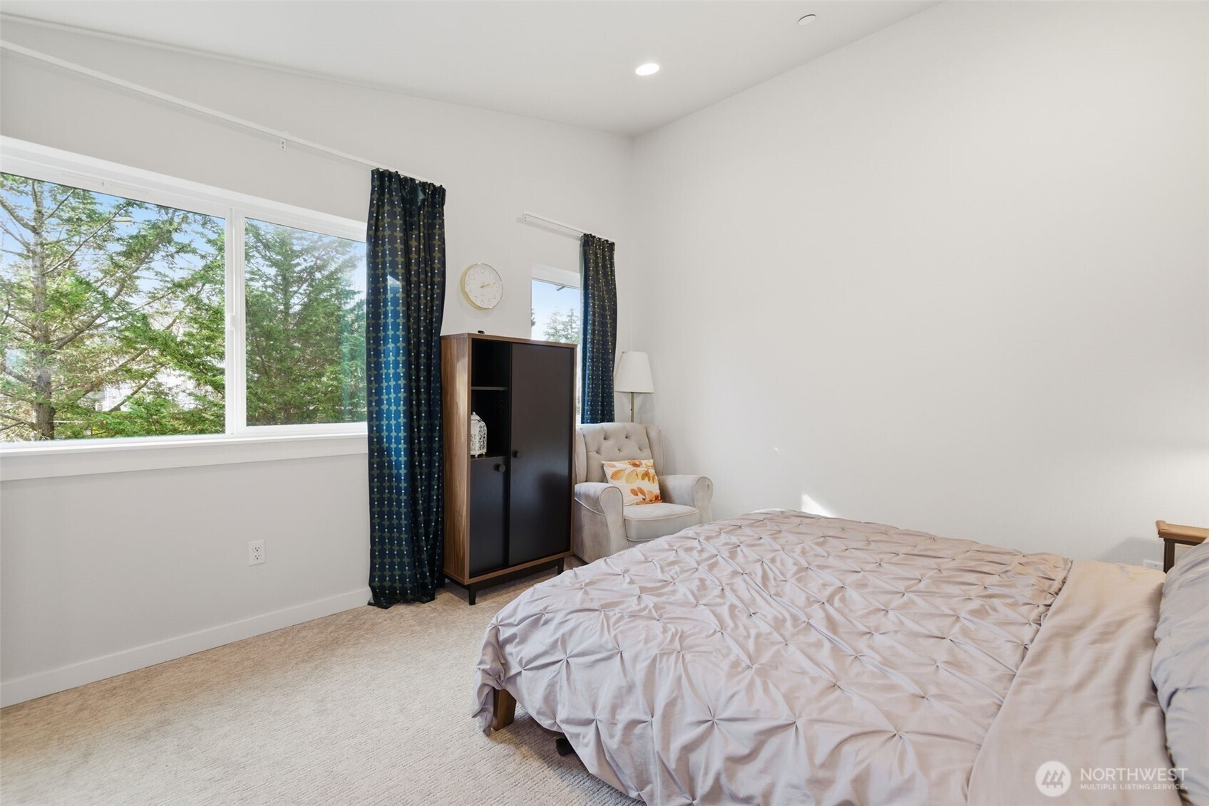 806 164th Street SW #B3, Lynnwood, WA 98037