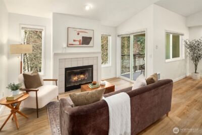 6527 200th Street SW #303, Lynnwood, WA 98036