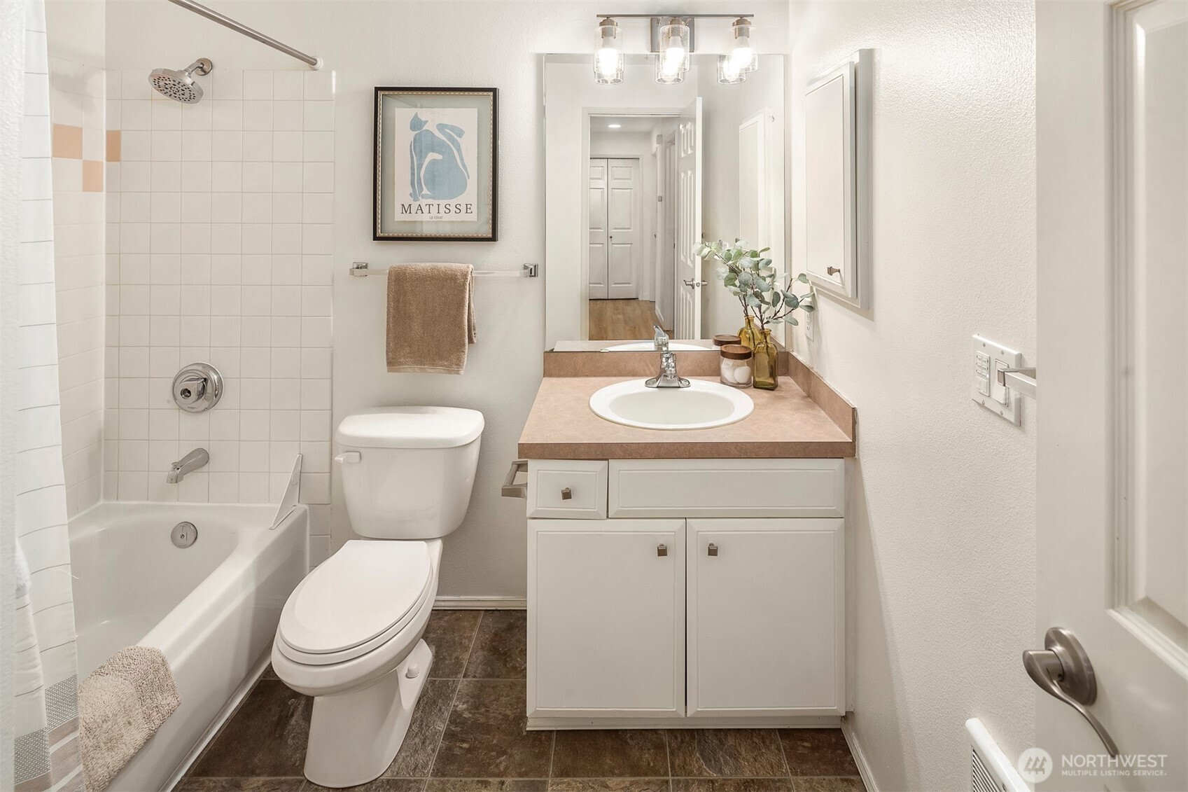 6527 200th Street SW #303, Lynnwood, WA 98036