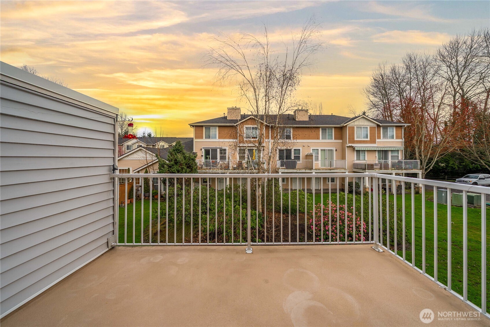 23220 61st Place S #17 3, Kent, WA 98032