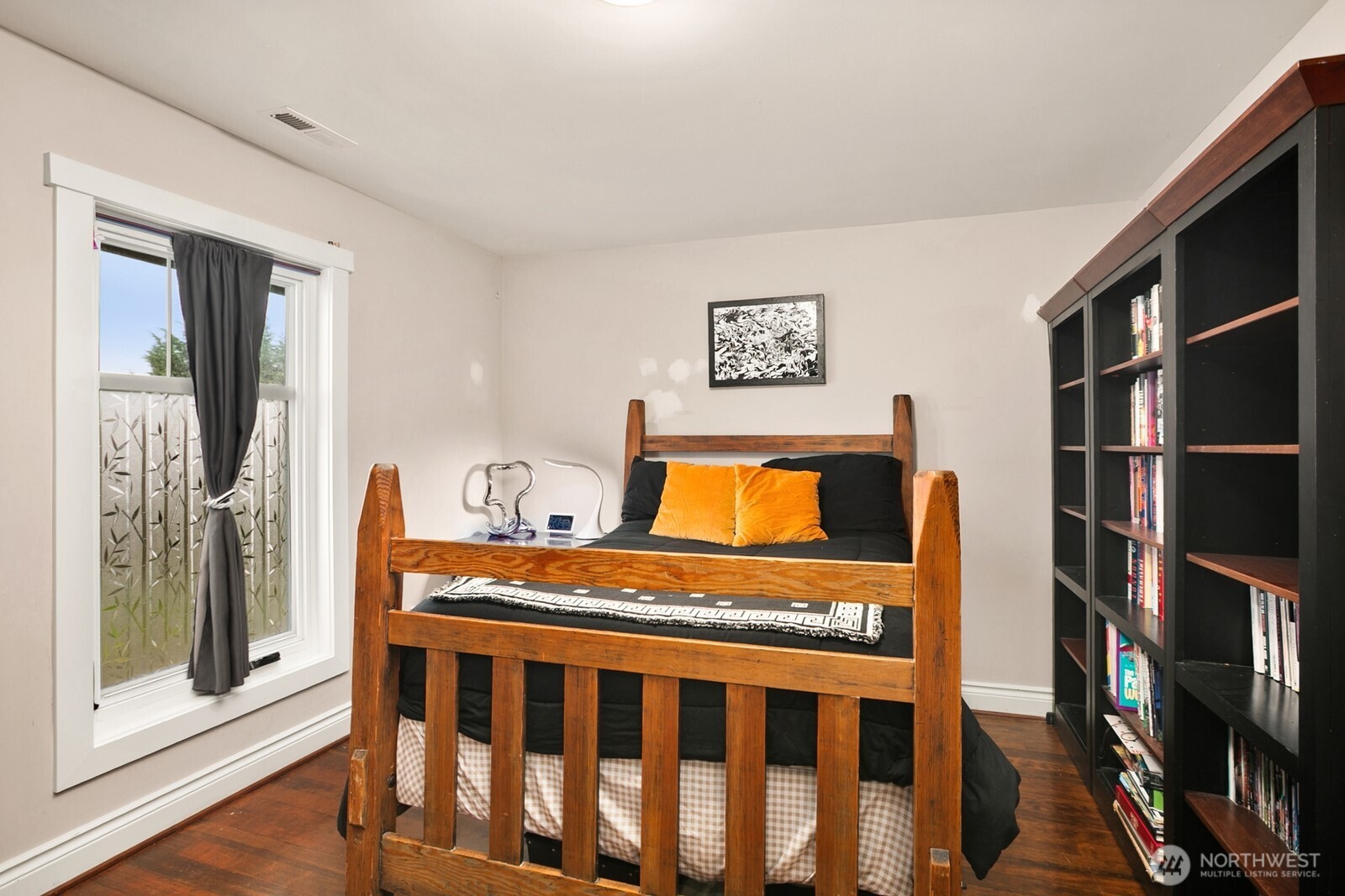 1626 25th Avenue , Seattle, WA 98122