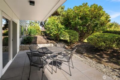 2501 Canterbury Ln E #106, Seattle, WA 98112-3820 - Photo 12