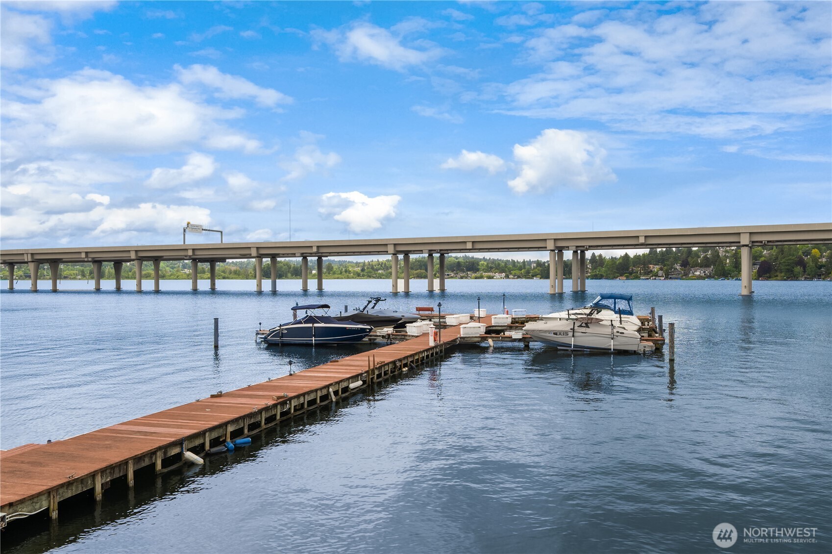 2501 Canterbury Ln E #106, Seattle, WA 98112-3820