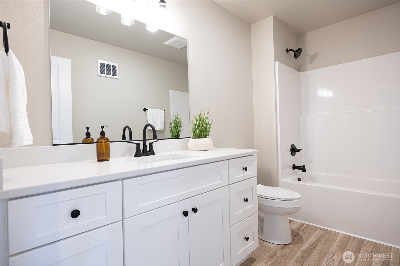 1116 Sumas Avenue #2, Sumas, WA 98295