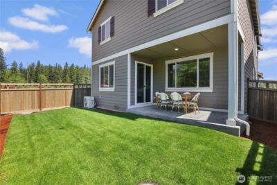 32149 Pacific Avenue SE, Black Diamond, WA 98010 - Photo 18