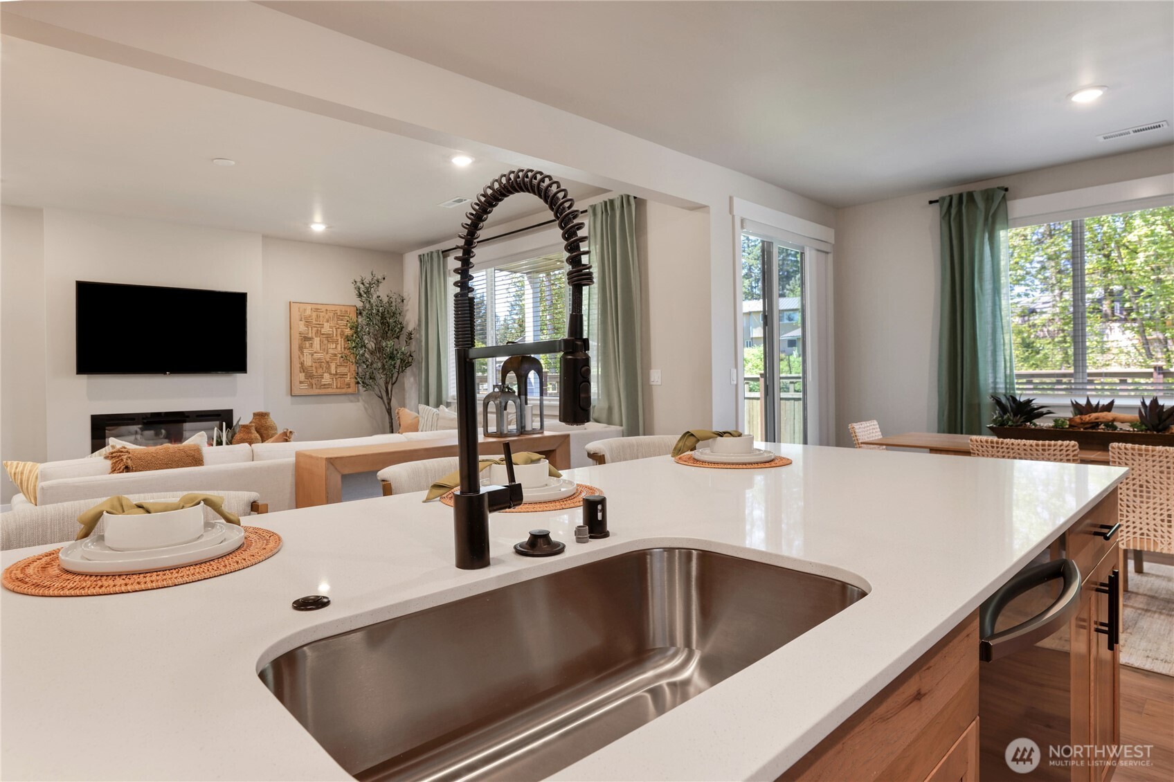 32149 Pacific Avenue SE, Black Diamond, WA 98010