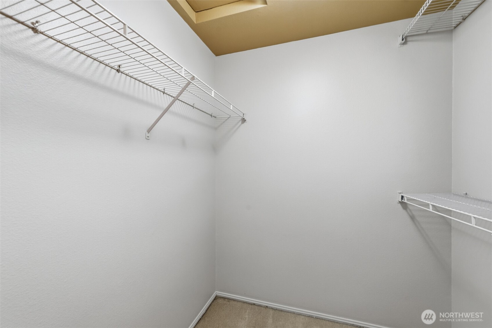 4055 238th Place SE, Sammamish, WA 98029