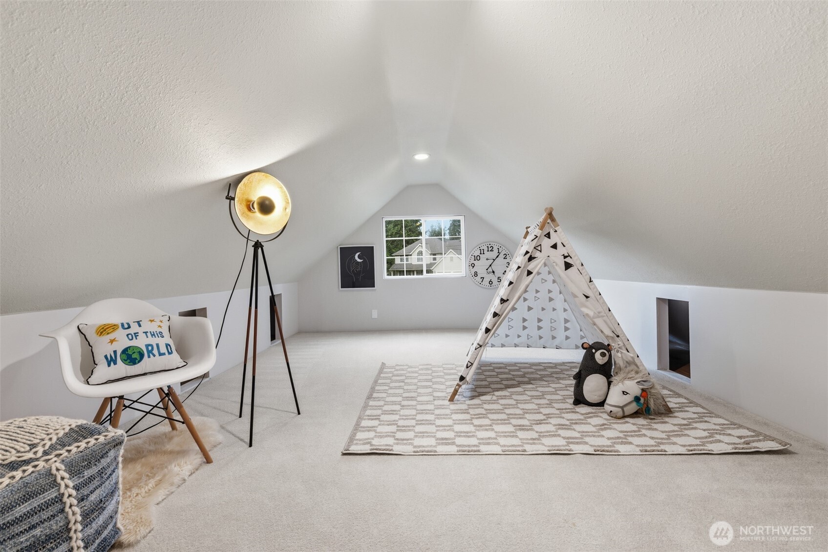 4055 238th Place SE, Sammamish, WA 98029