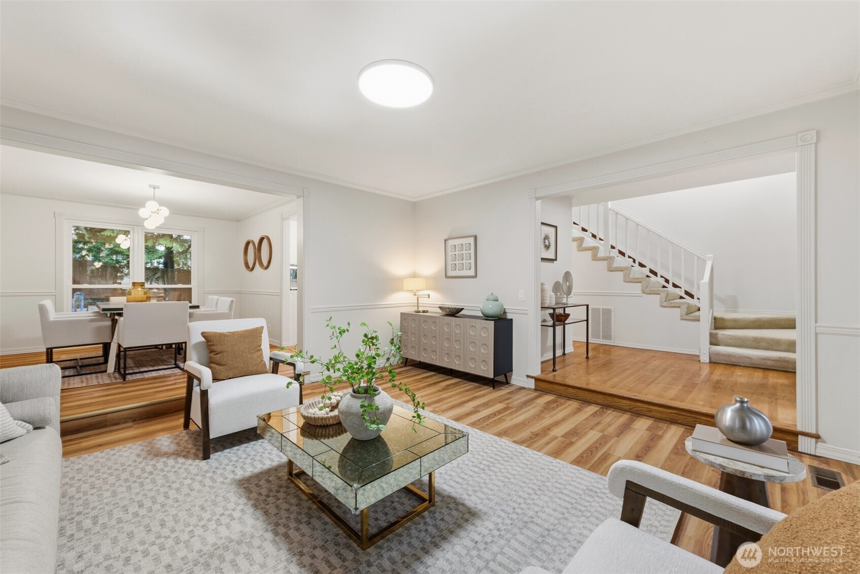 4055 238th Place SE, Sammamish, WA 98029