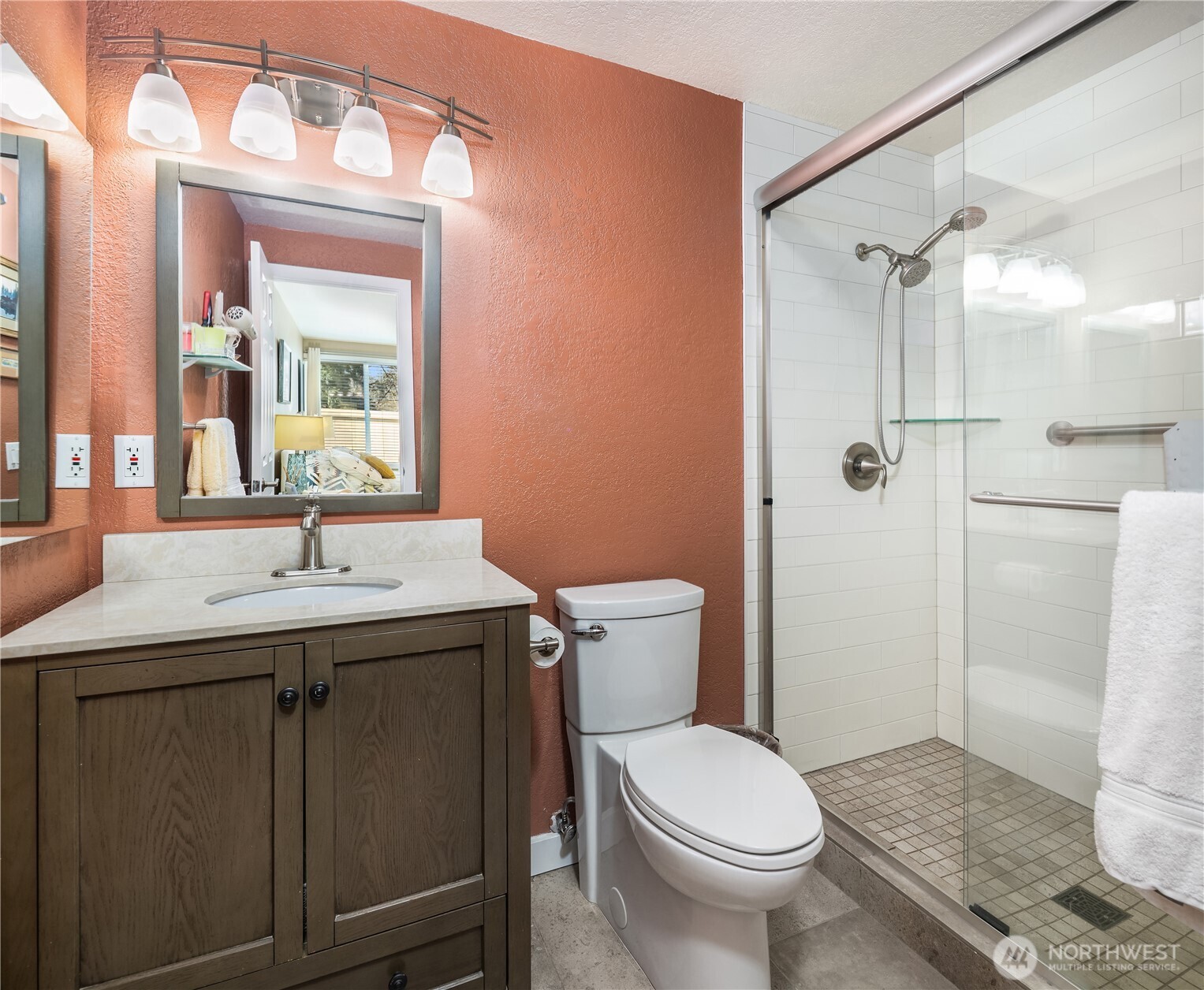 11905 93rd Avenue NE #A104, Kirkland, WA 98034