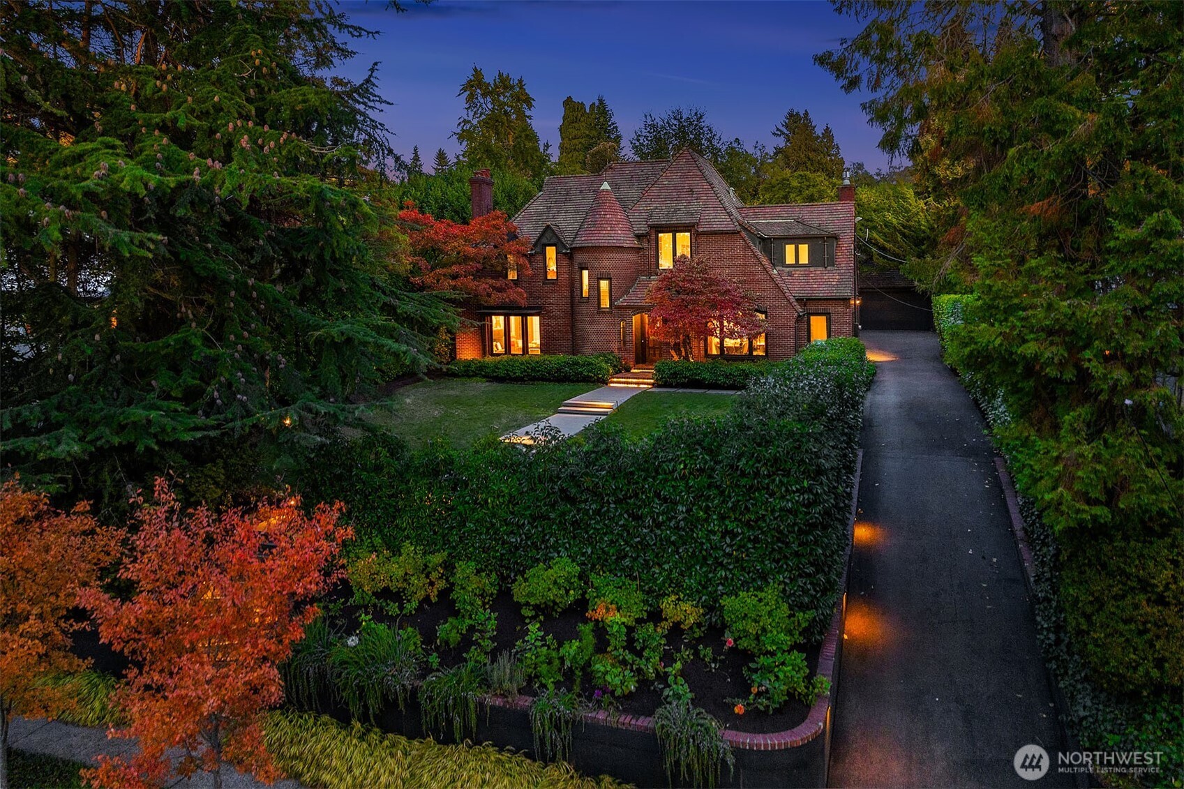 1626 Federal Avenue E, Seattle, WA 98102