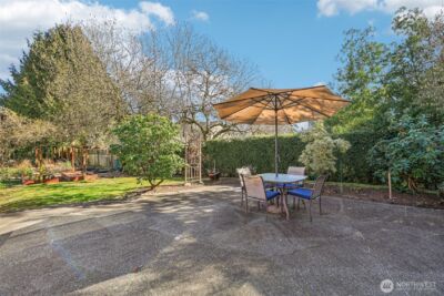 11537 Corliss Avenue N, Seattle, WA 98133-8534 - Photo 29