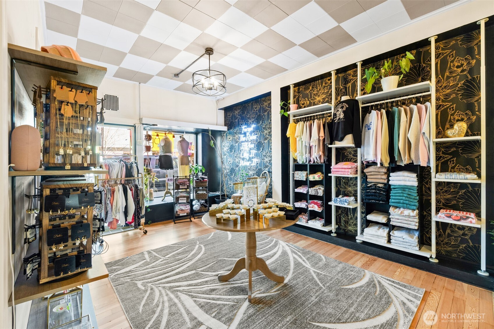 126 W First Street , Port Angeles, WA 98362