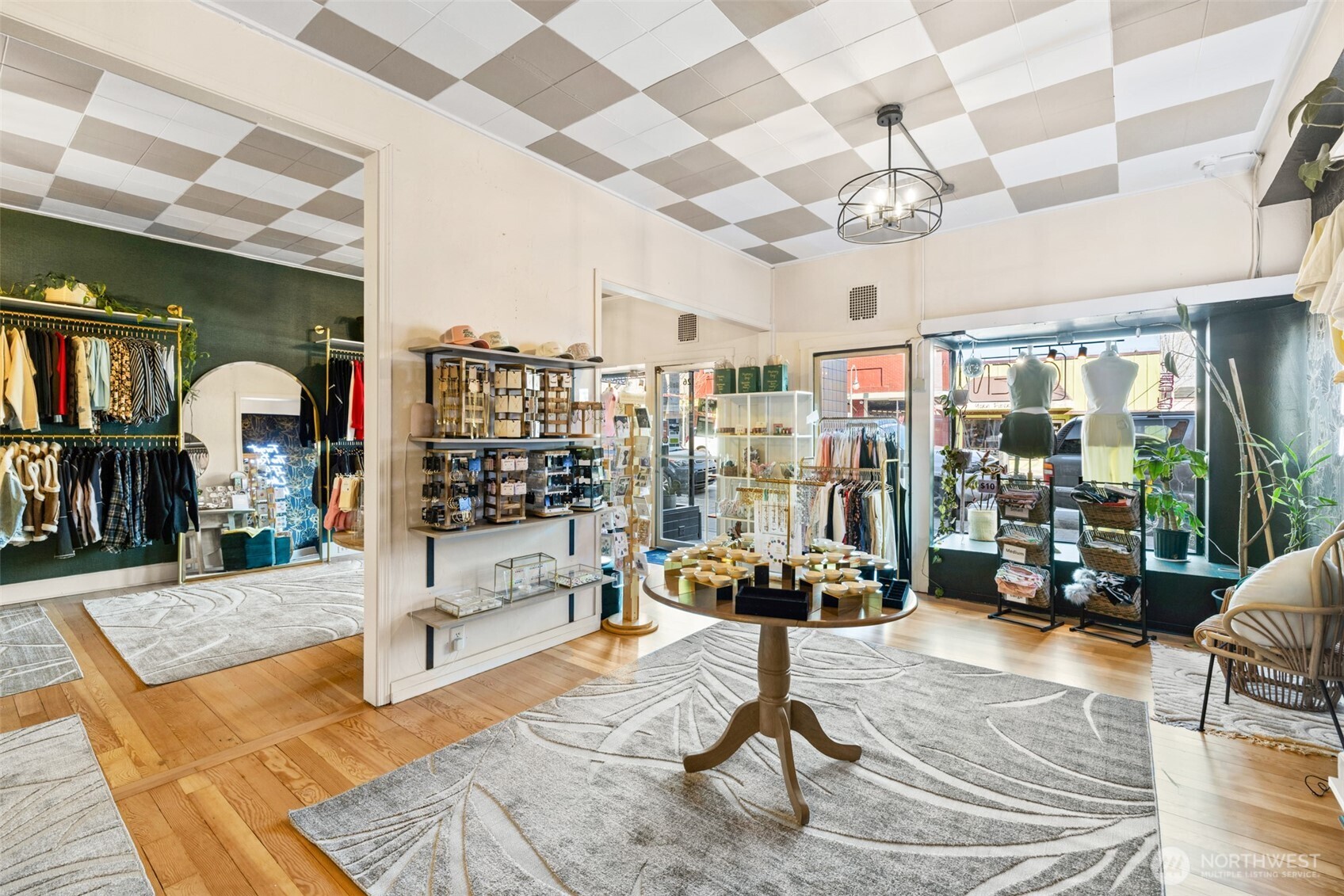 126 W First Street , Port Angeles, WA 98362