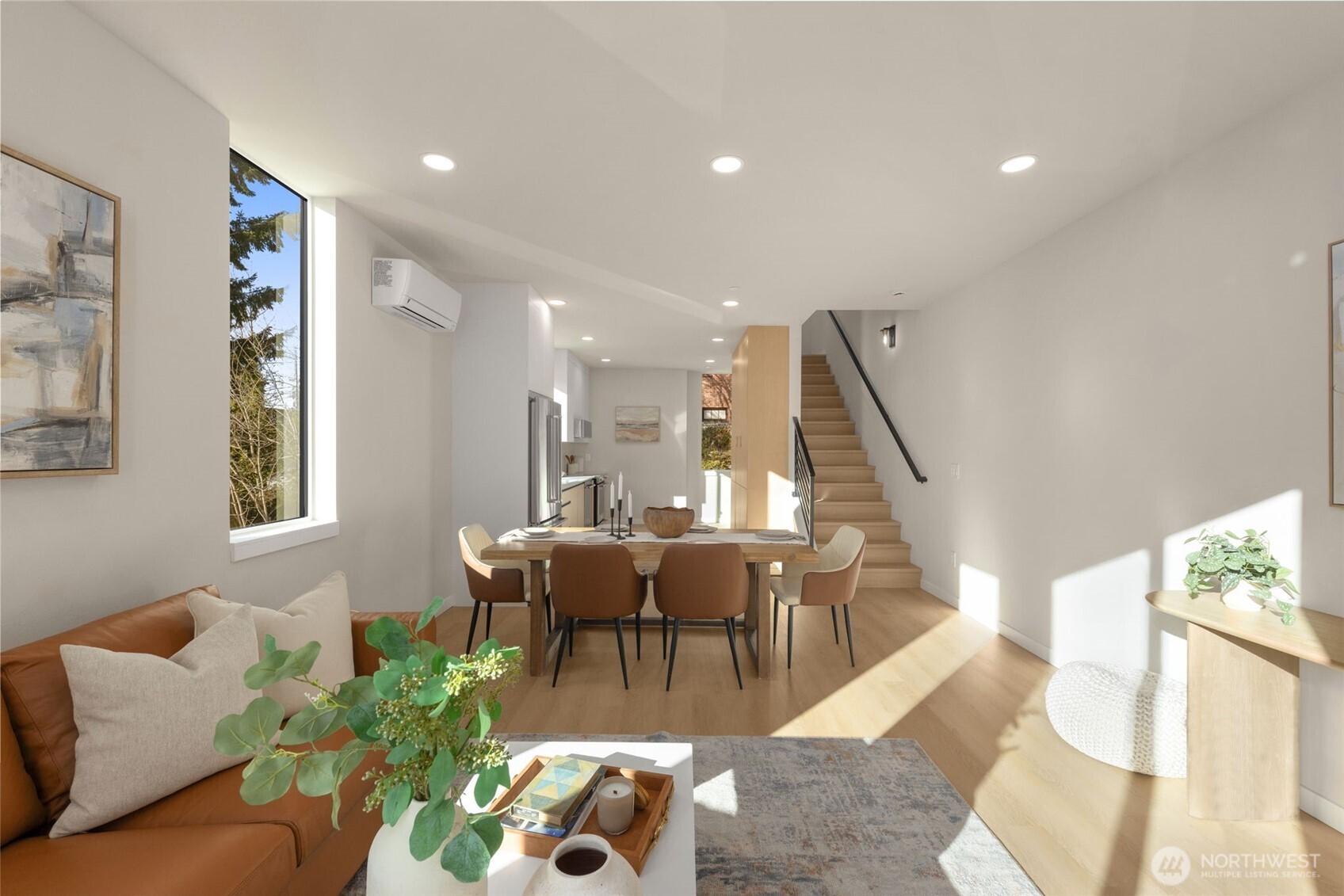 1014 A NE 70th Street , Seattle, WA 98115