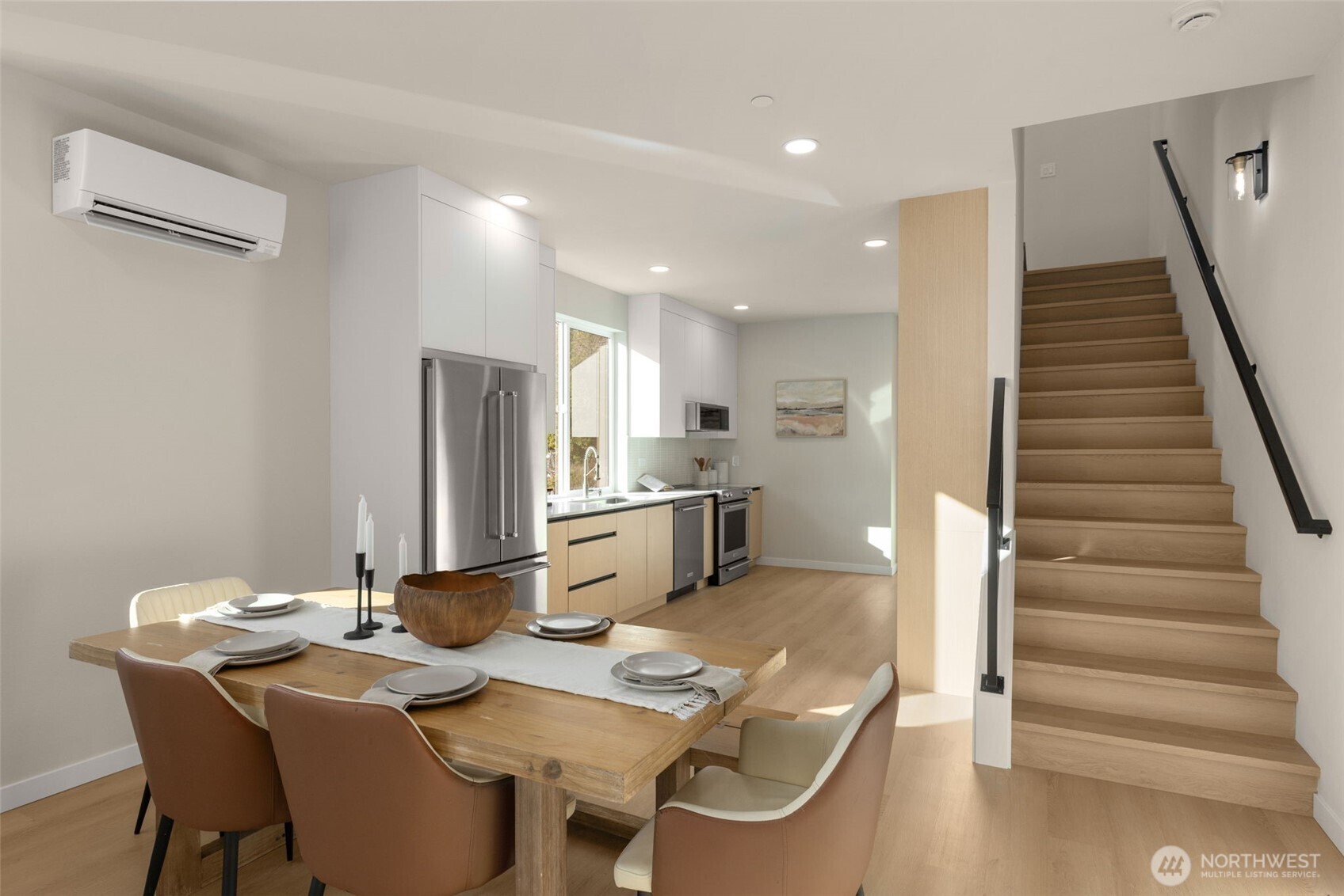 1014 A NE 70th Street , Seattle, WA 98115