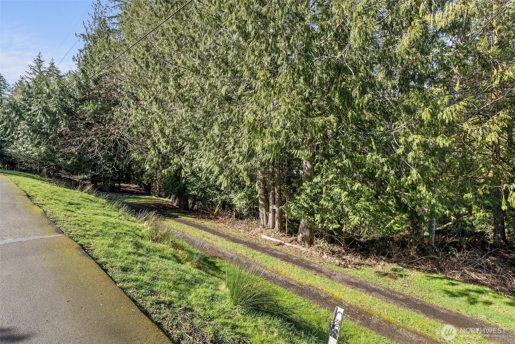 9821 Mariner Drive NW, Olympia, WA 98502