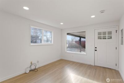 15124 Washington Avenue SW, Lakewood, WA 98498 - Photo 5