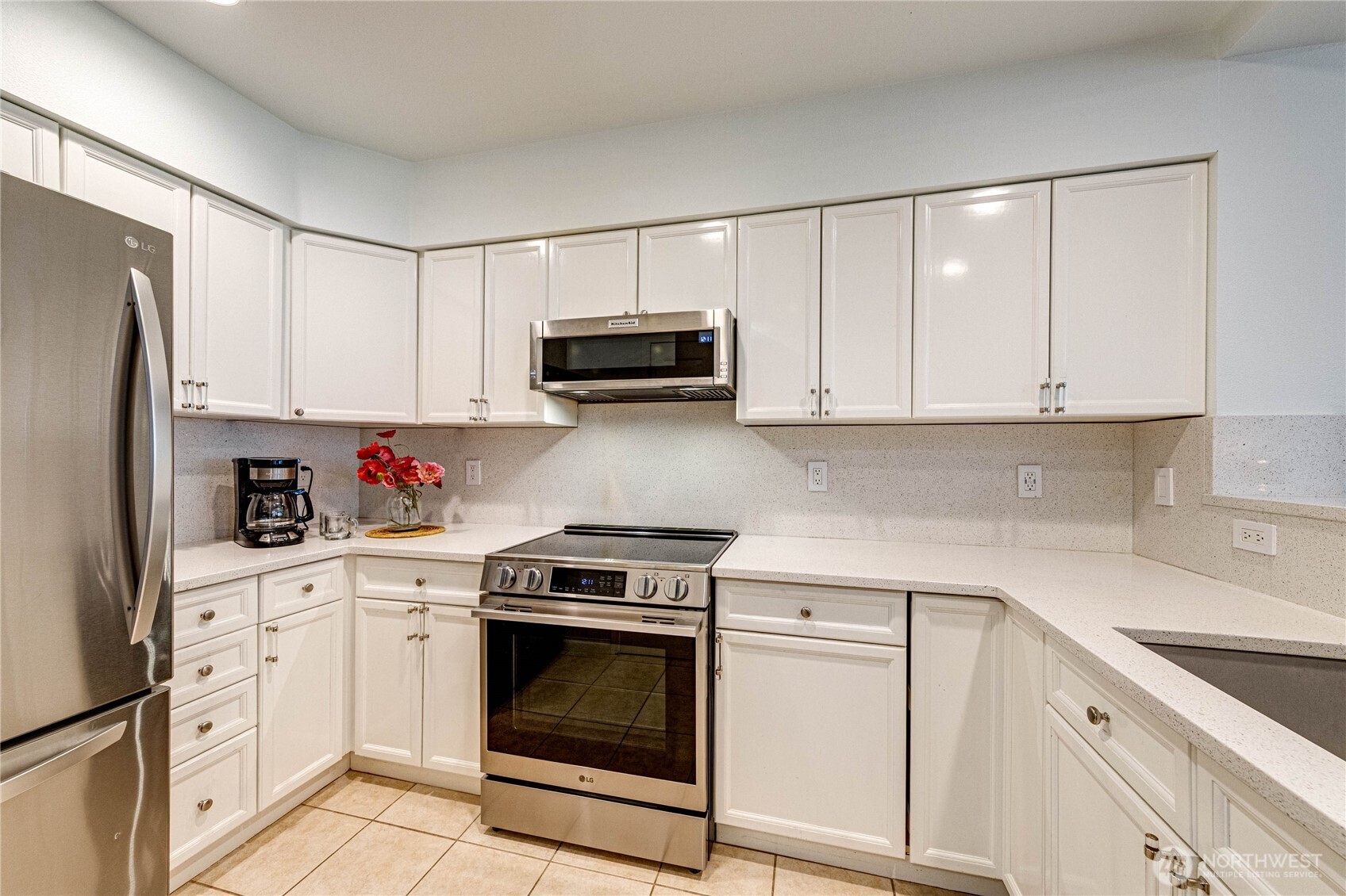 2220 132nd Avenue SE #A113, Bellevue, WA 98005-3977