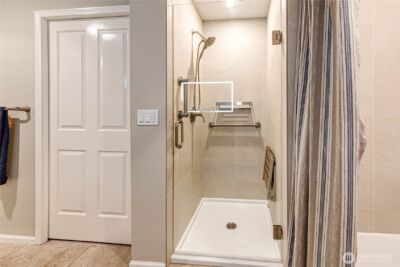 2220 132nd Avenue SE #A113, Bellevue, WA 98005-3977 - Photo 18