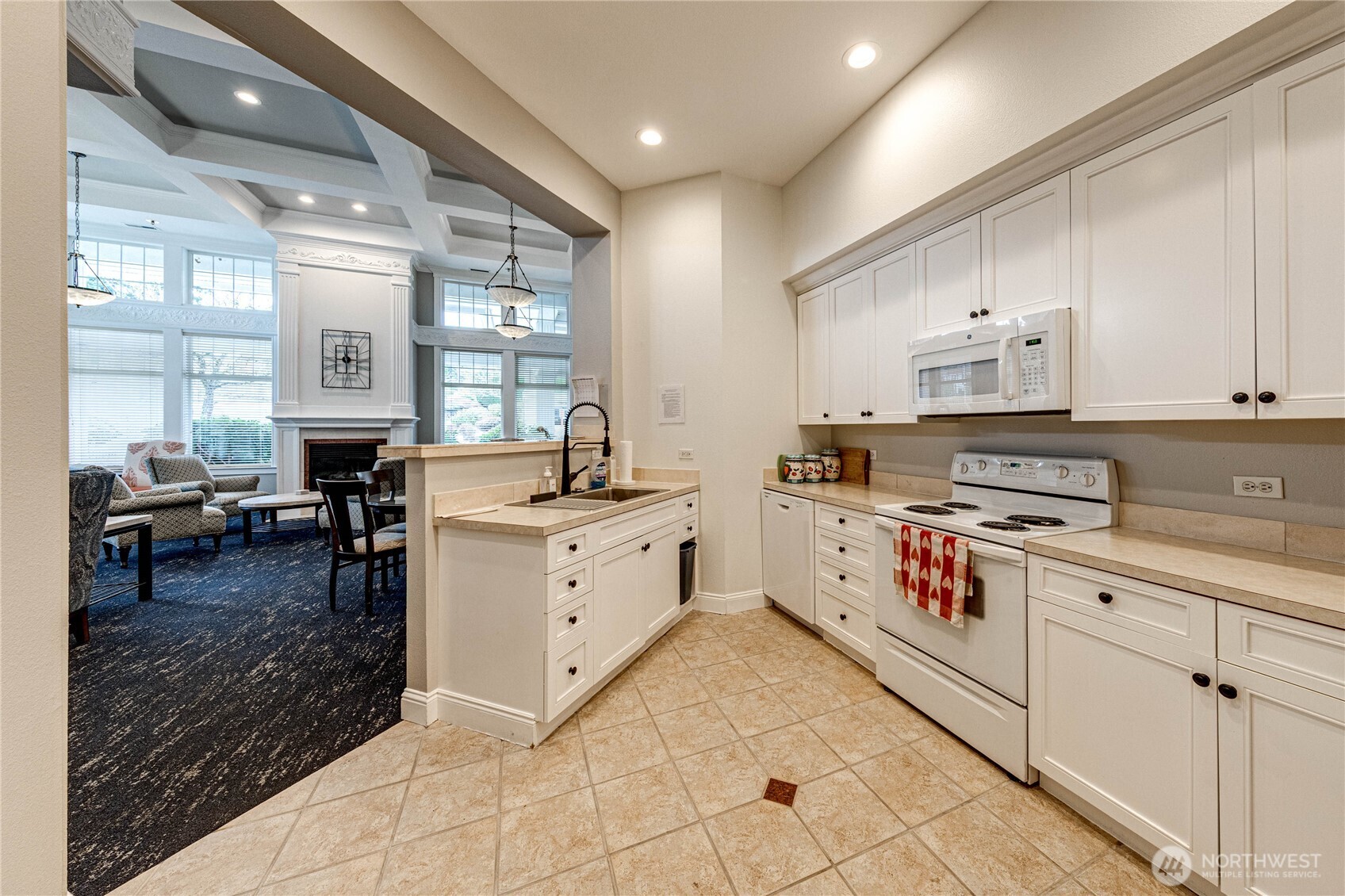 2220 132nd Avenue SE #A113, Bellevue, WA 98005-3977