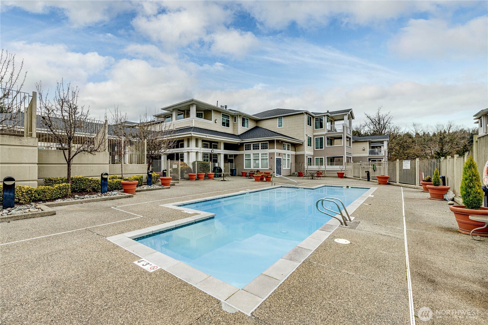 2220 132nd Avenue SE #A113, Bellevue, WA 98005-3977